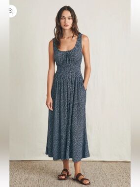 Faherty Sunseeker Midi Dress in Navy Riverton Ditsy Floral Small Beachy Boho EUC